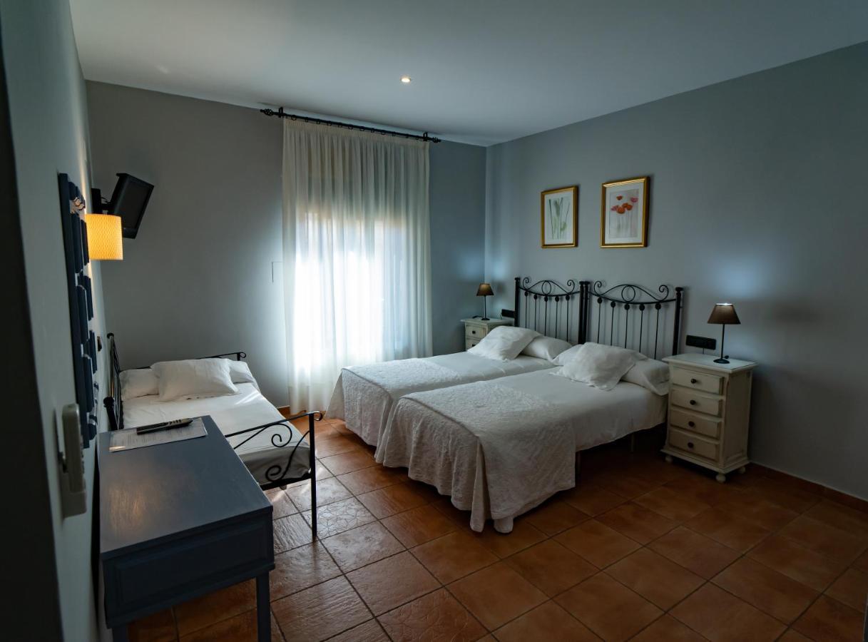 Hotel Alfonso IX (Adults Only) Caces Zewnętrze zdjęcie