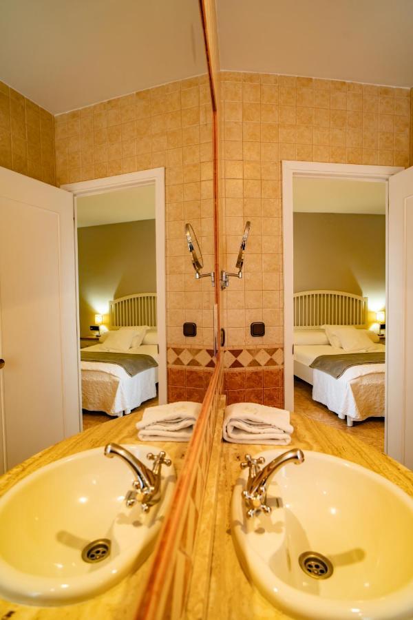 Hotel Alfonso IX (Adults Only) Caces Zewnętrze zdjęcie