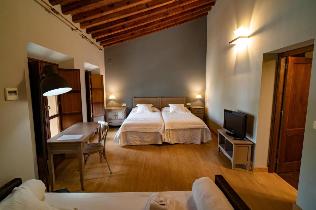 Hotel Alfonso IX (Adults Only) Caces Zewnętrze zdjęcie