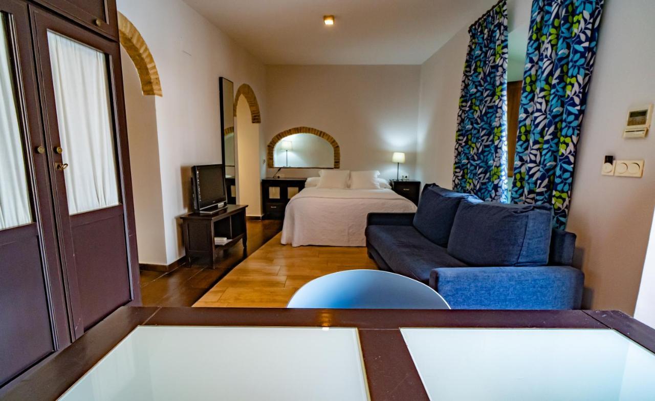 Hotel Alfonso IX (Adults Only) Caces Zewnętrze zdjęcie